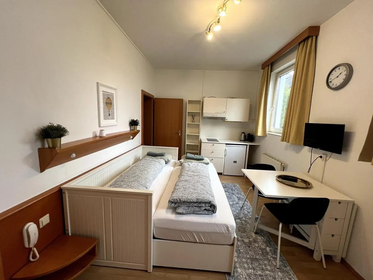 K2 Studios With Free Parking & Fitness Vienna 0*,